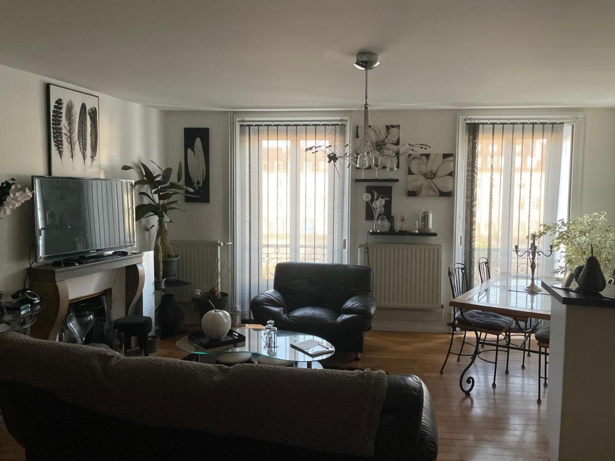 Appartement Au Quai 1921 Besançon Dış mekan fotoğraf